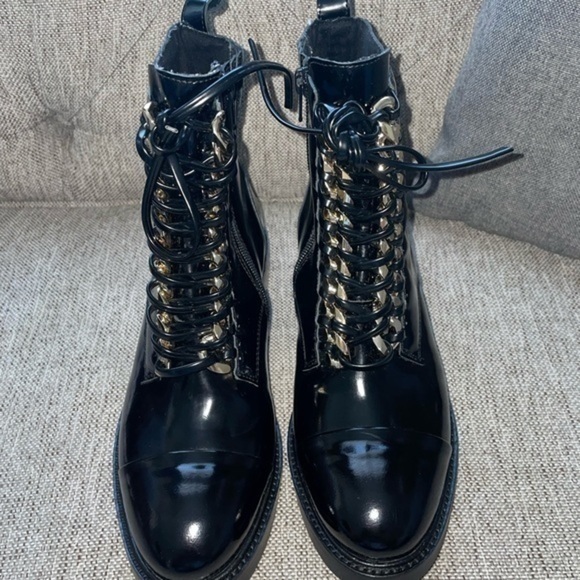 JEFFREY CAMPBELL Damon Lace-Up Bootie Black Box Gold Leather Size 8 US - Picture 2 of 9